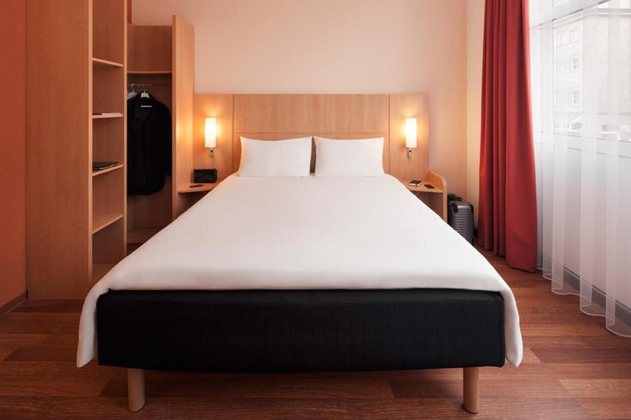 Ibis Hotel Nuernberg Altstadt Экстерьер фото